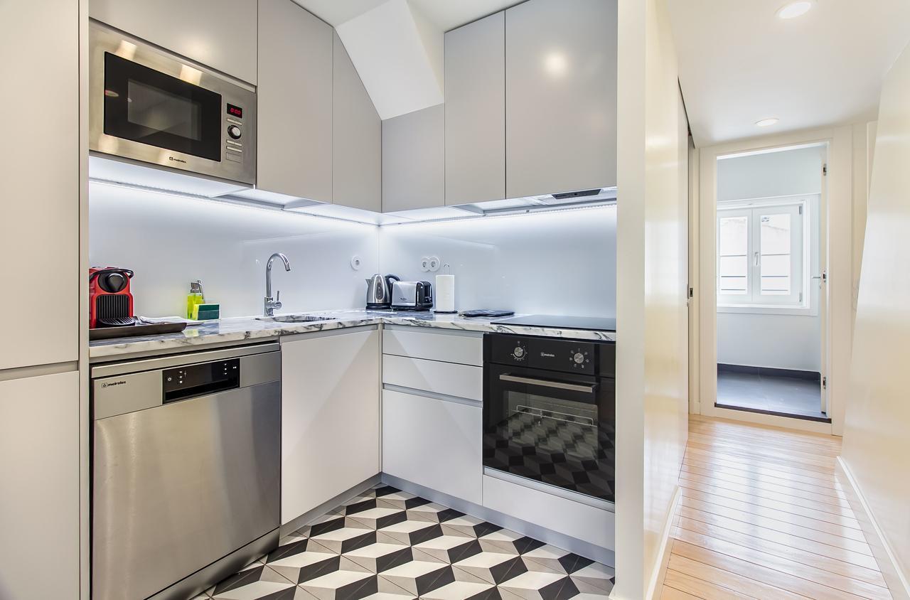 Design Apartment In Typical Alfama Lisbon Exterior photo