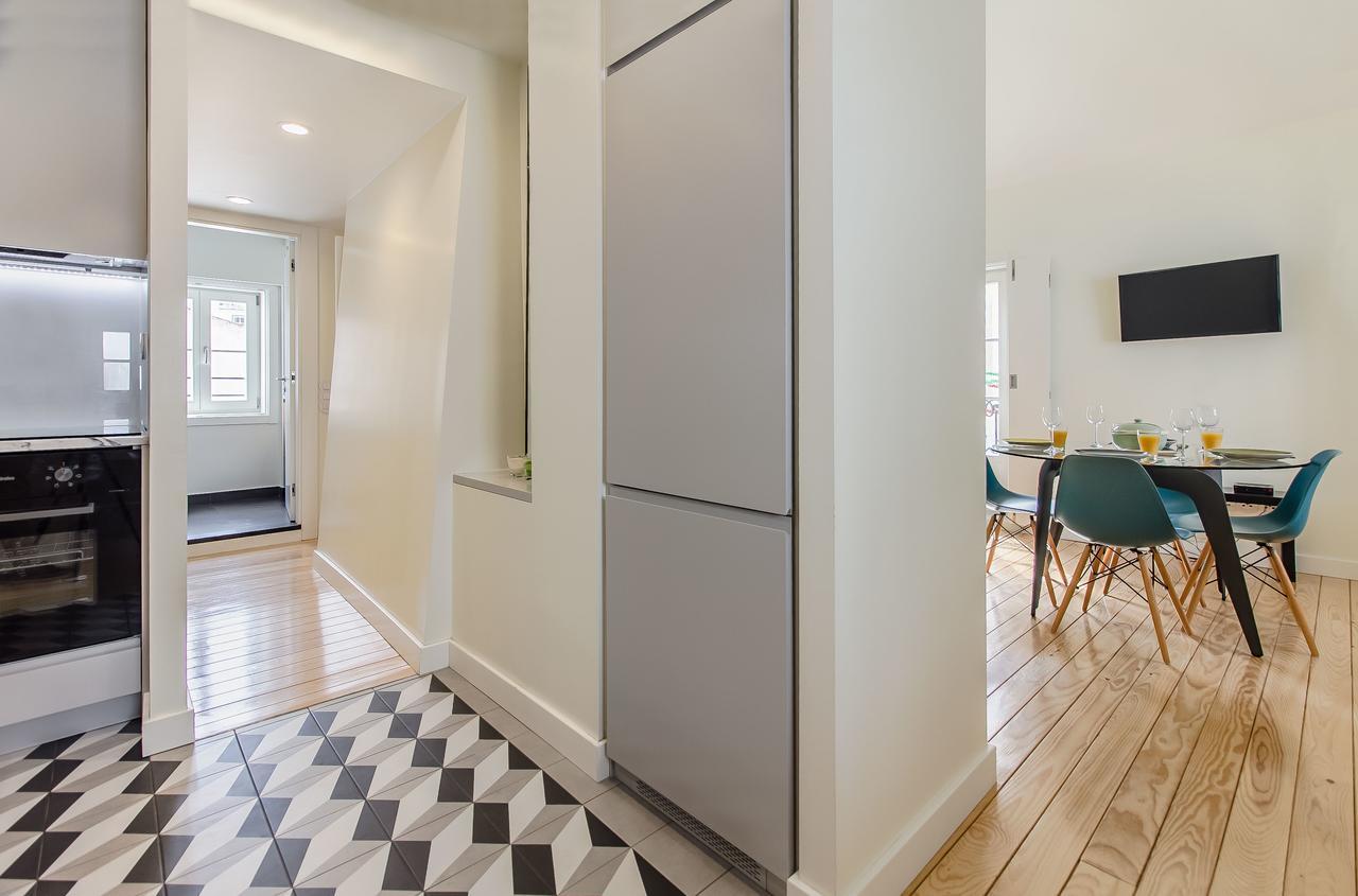 Design Apartment In Typical Alfama Lisbon Exterior photo