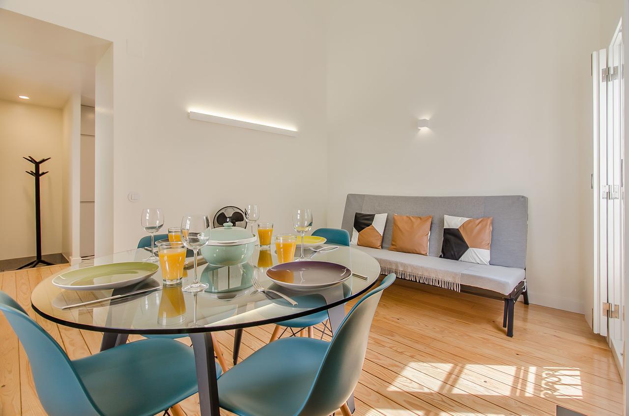 Design Apartment In Typical Alfama Lisbon Exterior photo